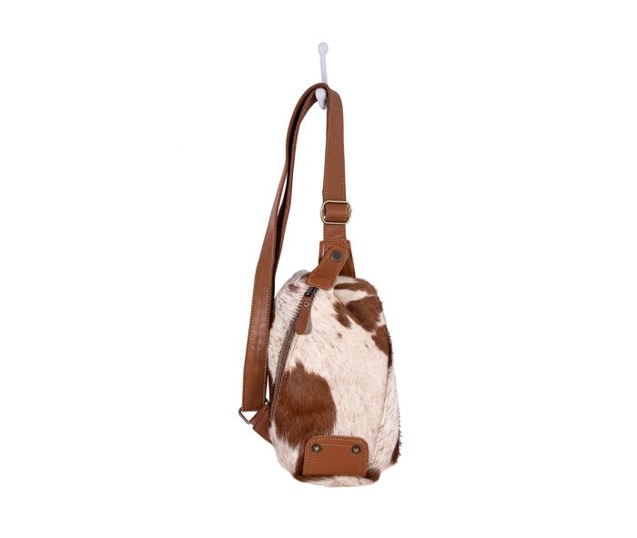 Myra Robnette Ranch Fanny-Pack Bag in Caramel & White