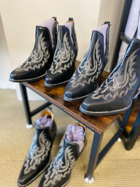 Myra Black Boots