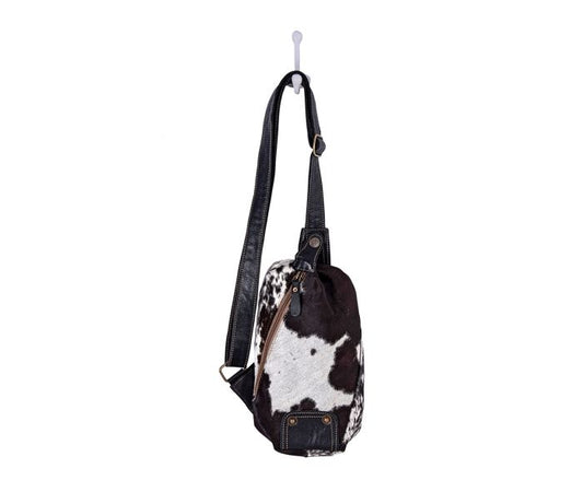 Myra Robnette Ranch Fanny-Pack Bag in Dark & White