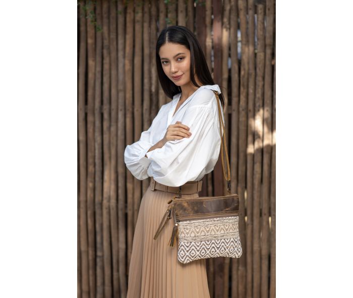 Myra Contentment Small & crossbody Bag
